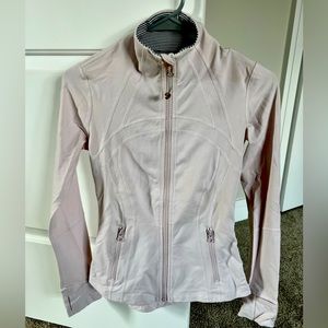 Lululemon Define Jacket
Neutral Blush / Tonka Stripe Heathered Slate White